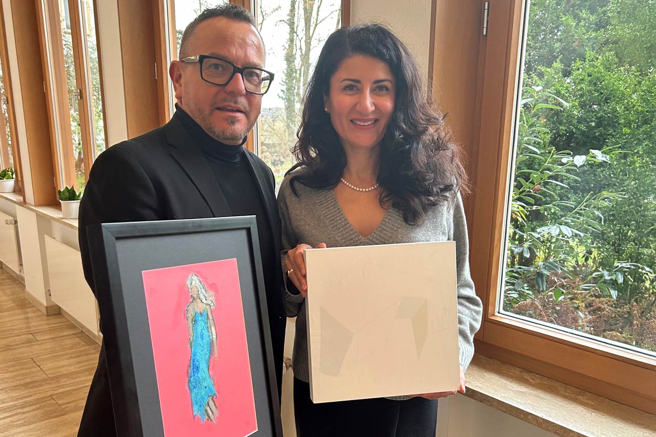 Stefan König, Stellv. Vorstandsvorsitzender Stiftung SLW Altötting und Homeira Leopoldsberger, stellv. Gesamtleitung St. Maria Fürstenzell